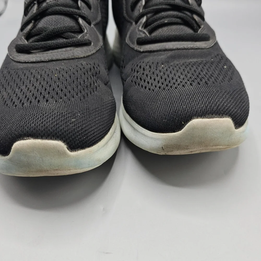 Skechers good pre